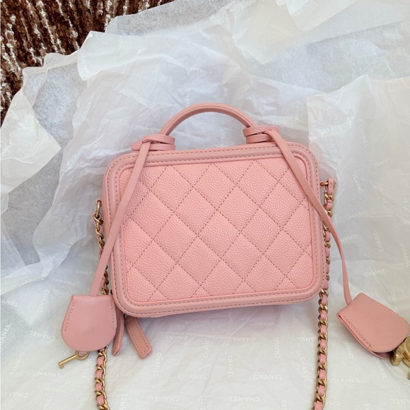 Chanel Pink vanity case bag with handle Handbag - Picture 2 of 11